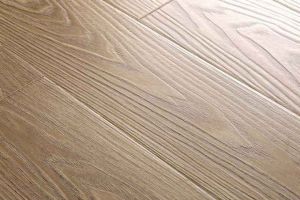 [珠海粤泰装饰公司]复合地板如何保养 复合地板保养技巧