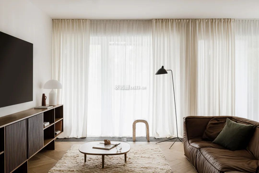 客厅窗帘与沙发搭配 客厅窗帘装饰
