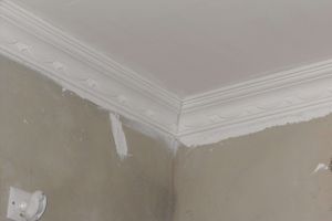 [张家界中达装饰]家庭石膏线怎么安装，开裂怎么修补?