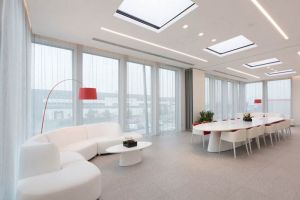 [深圳新美装饰公司]办公室会议室空间设计都有哪些注意事项?
