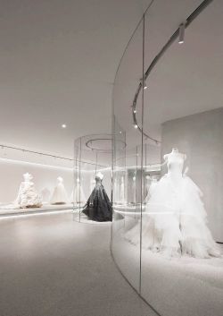广州600平方婚纱馆店面装修设计图