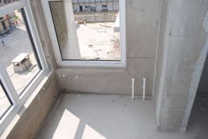 [志远装饰]阳台的上的花盆会滋生蚊虫?阳台装修的细节