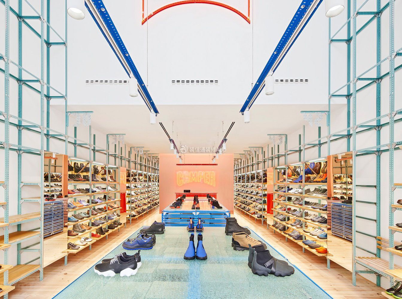 广州商铺鞋店装修设计实景图片