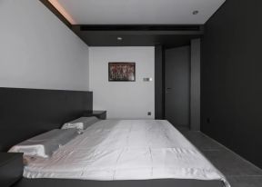 上海70平米房子现代风格卧室装修图