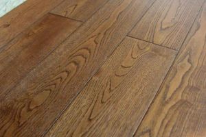 [南京红牛装饰]实木地板安装铺设过程总结：先安装衣柜还是木地板？