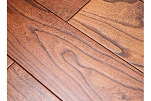 [果壳筑间装饰公司]实木地板怎么选 挑选实木地板的技巧