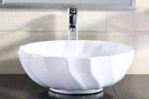 [轻舟装饰]台上盆VS台下盆 卫生间洗手盆该怎么选？
