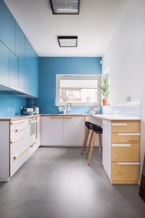 厨房带吧台设计 厨房颜色搭配效果图