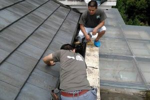 屋顶漏水怎么处理