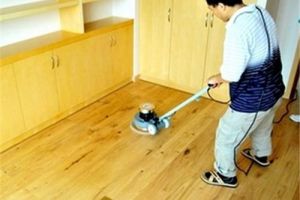 [上海新匠装饰]家里的地板如何打理和保养？日常清洁方法