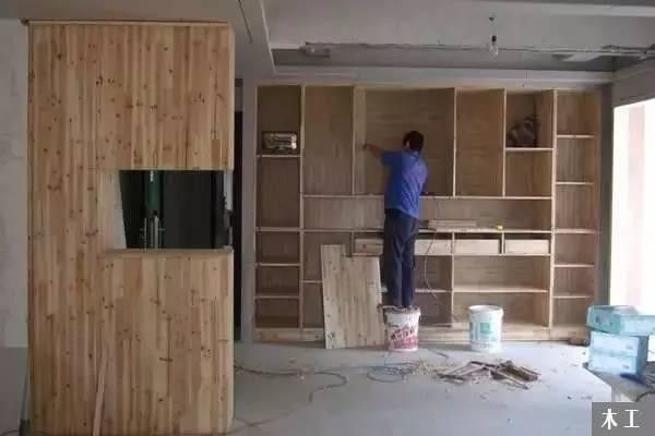 新房装修制作木柜