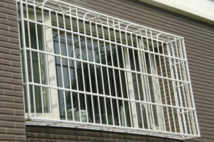 安装防盗窗方法