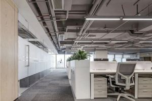 [北京鹏威装饰]小型办公室装修技巧，宽敞明亮又舒适！