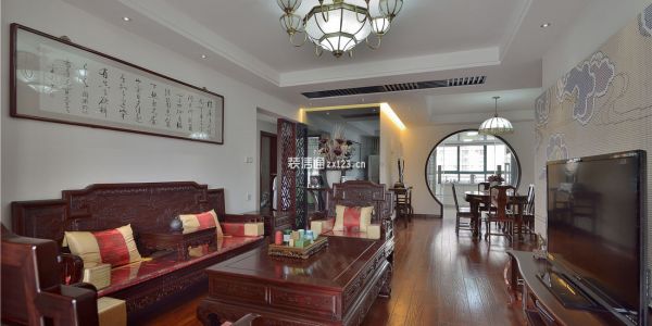 东江逸珑湾中式风格141平米四室两厅装修案例