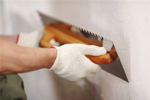 [广州泥巴公社装饰]新房装修刮腻子的施工流程是什么