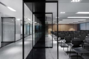 [武汉利亨达公司]办公室装修设计风格盘点，国际范十足