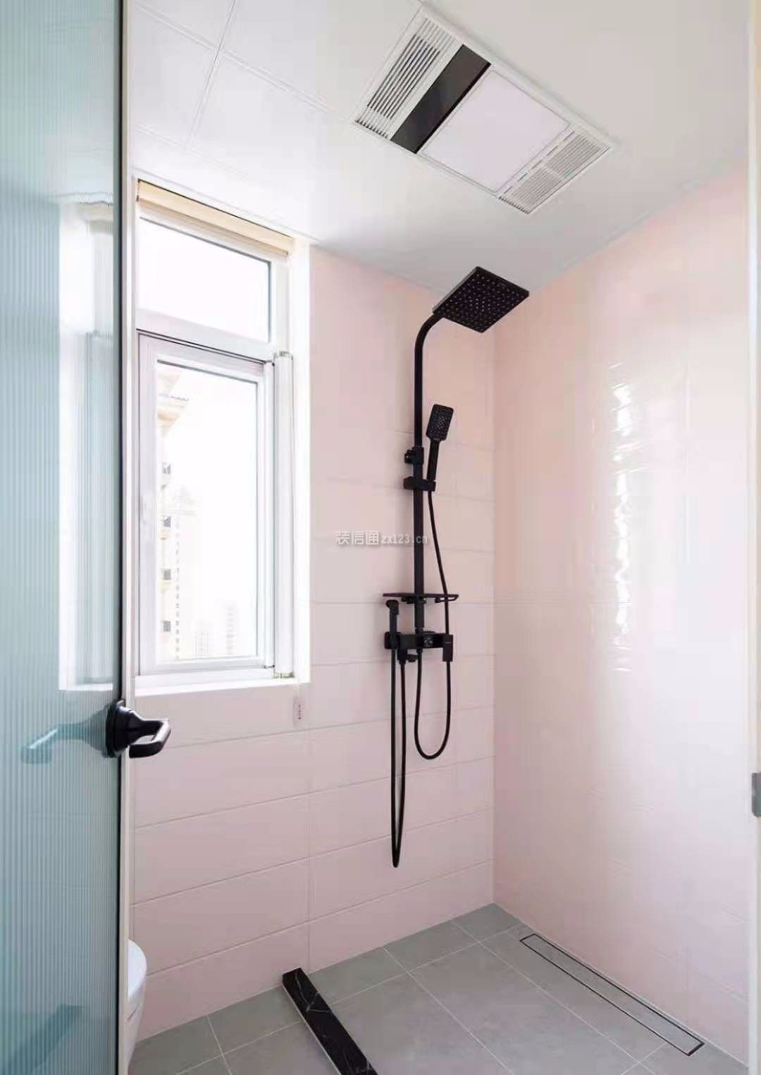 白山世茂梦享家混搭风格80平米设计方案 卫生间吊顶装修_装信通网