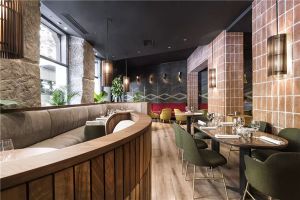 [北京辉煌永恒装饰]星级餐厅装修设计案例，温暖舒适的用餐空间！
