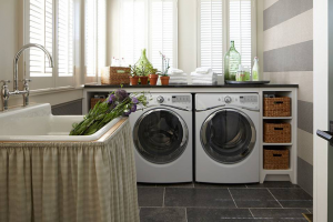 [绿港装饰]洗衣机适合安装在家庭哪个区域 家庭洗衣机安装位置