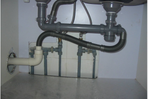 厨房水管安装