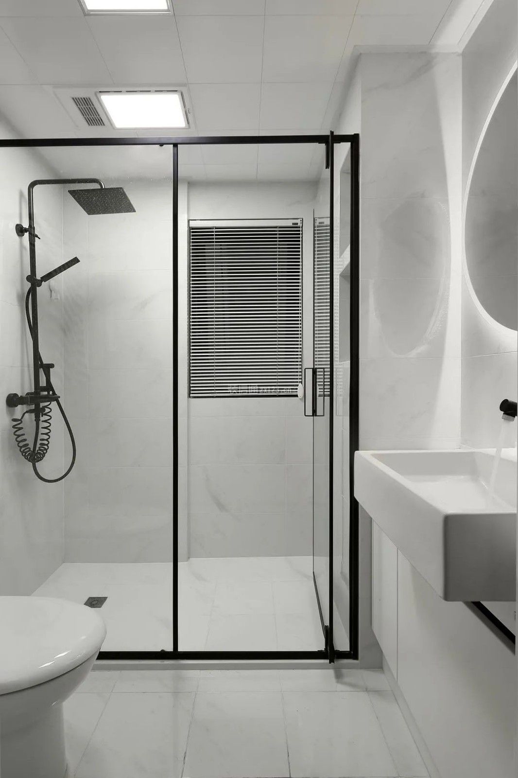 卫生间马桶设计图片 卫生间淋浴隔断