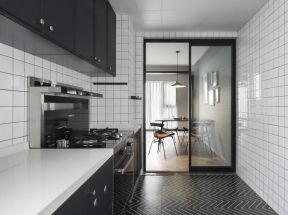 厨房玻璃门装修效果图  厨房移门装修效果图大全2021图片欣赏