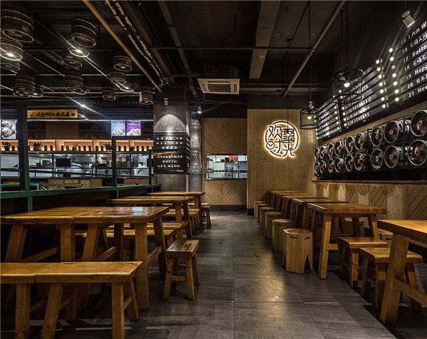 [北京华鼎装饰]烧烤店装修注意事项,营造好的就餐环境!