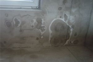 墙面装修起碱怎么处理