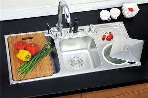 [深圳中广装饰]厨房水槽安装详细步骤 厨房水槽安装尺寸