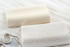 [成都大唐伟业装饰]乳胶枕的作用有哪些，乳胶枕如何选购