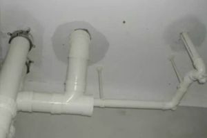 [上海卓禹装饰]卫生间管道漏水处理方法？异味如何处理