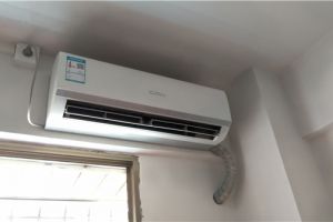 [深红墙装饰]家用中央空调和普通空调的优缺点 家装中央空调的利弊