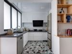 100平米房屋厨房地面瓷砖装修设计效果图