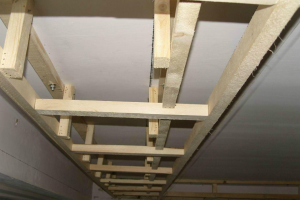 吊顶木龙骨安装方法