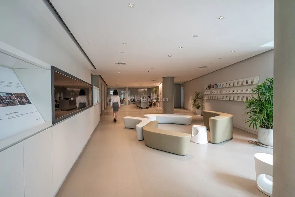 莱州写字楼现代风格700平米设计方案 接待区装修设计图_装信通网