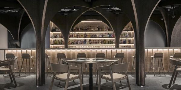 酒吧餐厅现代风格265㎡设计方案