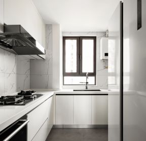 100平方米厨房简单设计装修效果图-每日推荐