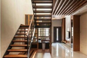[沈阳方林装饰]剪刀式楼梯有哪些特点 家用楼梯哪些材质好