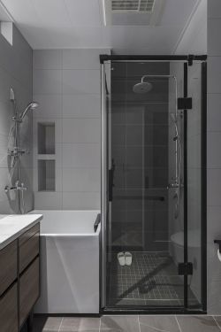 40平方米房屋卫生间淋浴房装修效果图