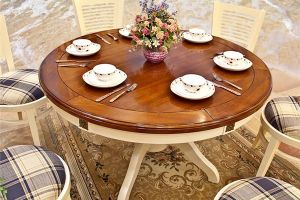 [中庭装饰]圆餐桌子的尺寸是多少 圆形餐桌如何选购