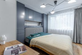 70平米小户型房子卧室床头储物柜设计图