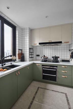 家庭厨房装修效果图片 家庭厨房装修设计 厨房橱柜整体效果图