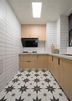 三室两厅一厨一卫厨房地面砖装饰图片