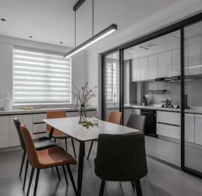 2022三室两厅一厨一卫厨房移门设计图-每日推荐
