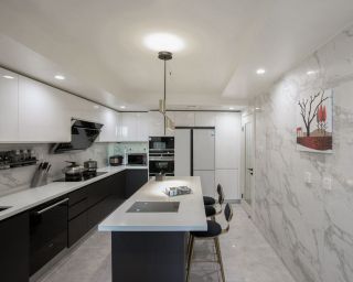 200平米房子厨房吧台装修设计图