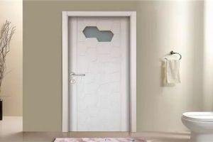 [恋家装饰]卫生间门如何挑选，有哪些材质？