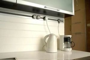 [拜斯达装饰]厨房插座如何布局?厨房移动插座安全吗?使用要点有哪些?