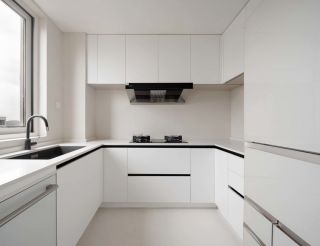 四室一厅极简风格厨房装潢设计效果图