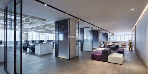 办公室现代风格700㎡设计方案