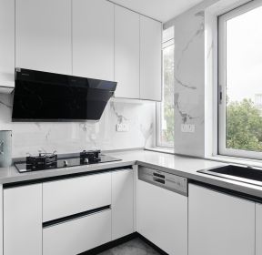 极简厨房白色橱柜设计效果图片-每日推荐